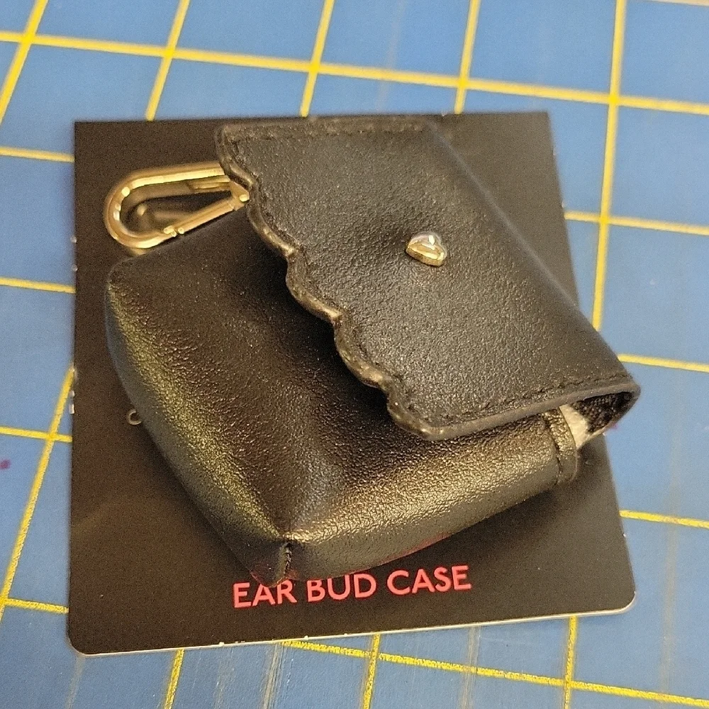 Black Pleather Earbud Case Silver Tone Clip 2